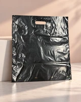 Pungi negre cu mâner decupat – 30 × 40 / 40 × 50 / 50 × 50 / 50 × 60 cm